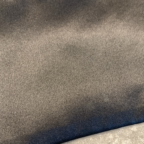 BCBGMAXAZRIA 💯 SILK - Picture 13 of 13